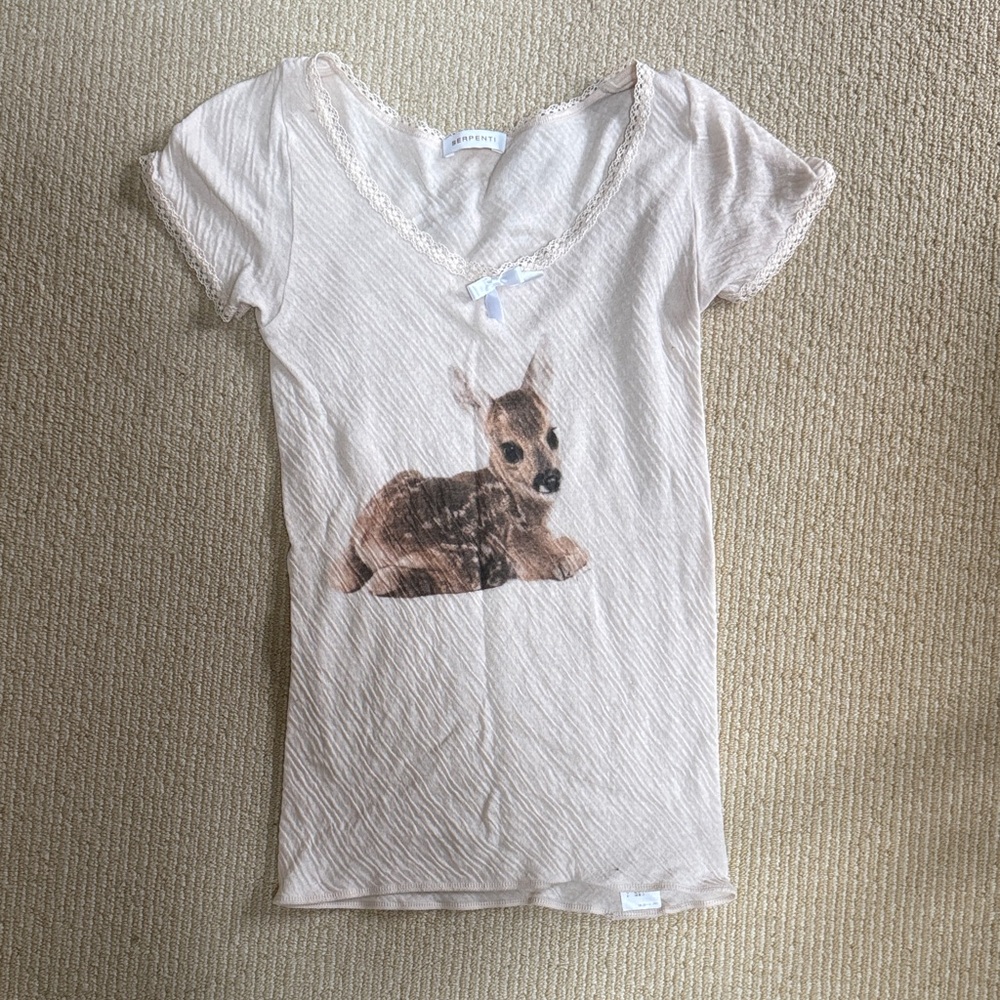 Bella Hadids Deer graphic t-shirt